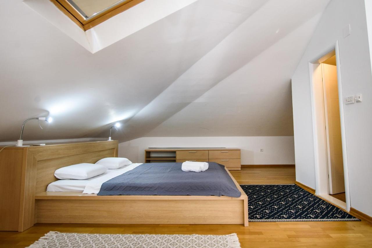 Summer Night Apartment By Duhomes Dubrovnik Bagian luar foto