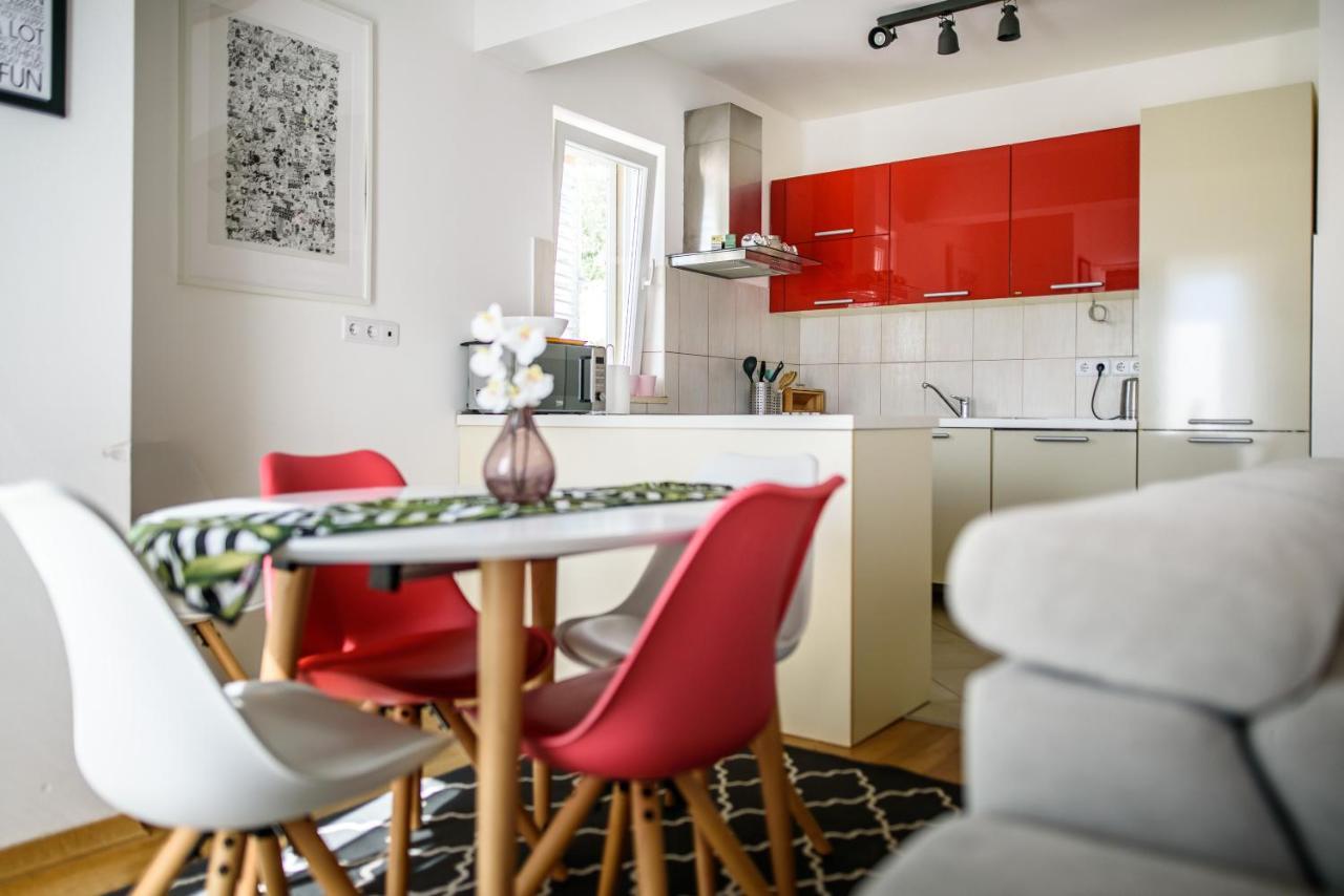 Summer Night Apartment By Duhomes Dubrovnik Bagian luar foto