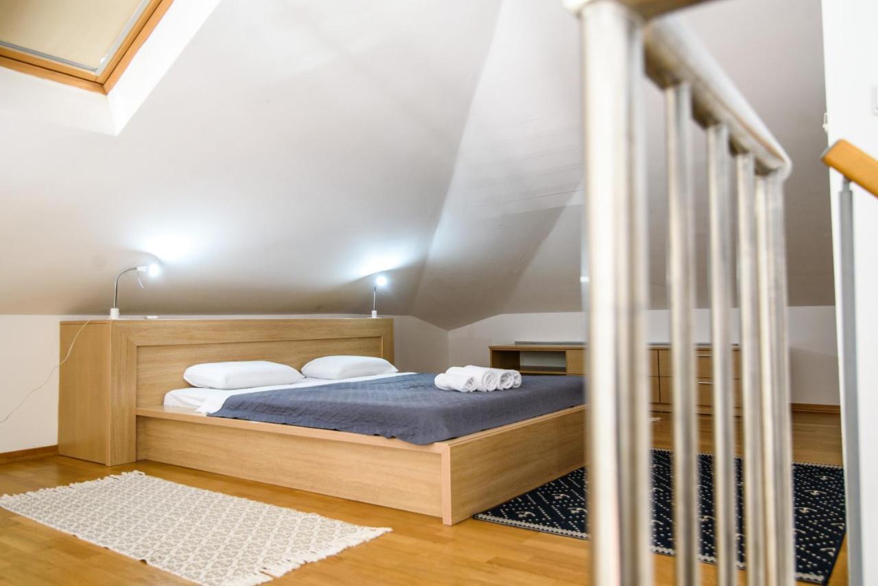Summer Night Apartment By Duhomes Dubrovnik Bagian luar foto